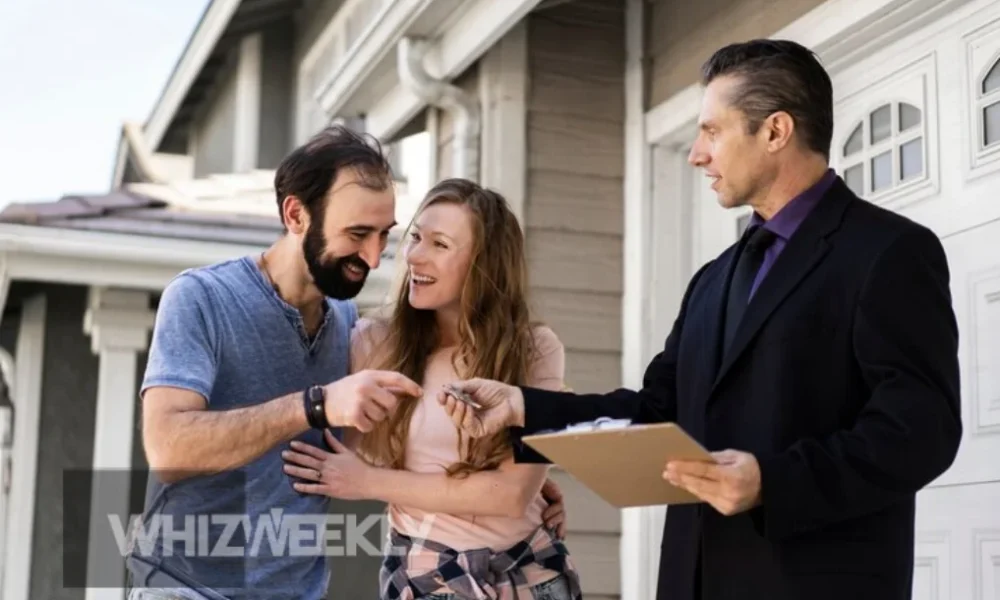 Myfastbroker Mortgage Brokers: A Step-by-Step Guide to Home Financing Myfastbroker mortgage broker analyzing the best mortgage rates on a computer for clients.