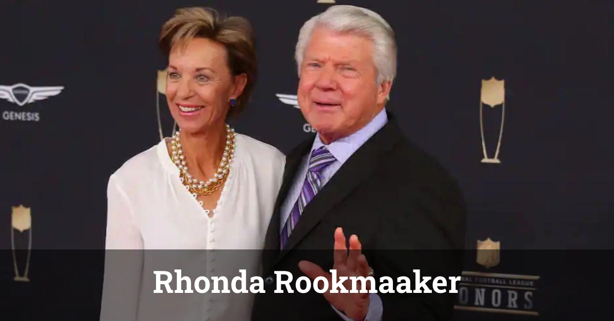 Rhonda Rookmaaker posing confidently in a professional portrait.