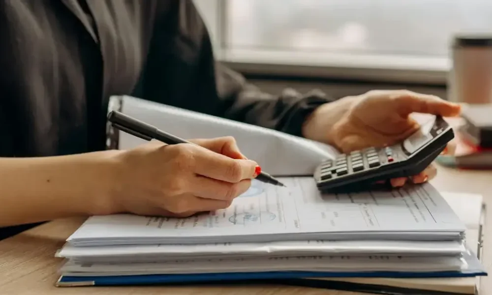 Top Skills to Seek When Outsourcing a Bookkeeper